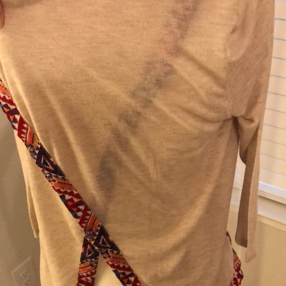 Cute top - Picture 4 of 6